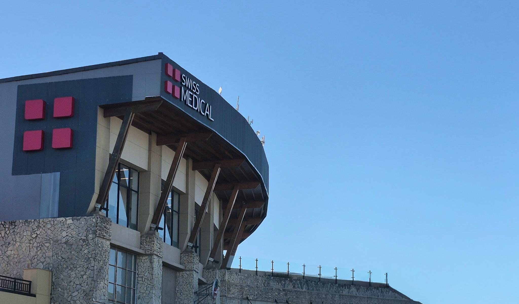Nuevo centro médico en Tortugas Open Mall